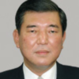 自民党政調会長・石破茂が選書──政界の悪習を打破した『サンクチュアリ』