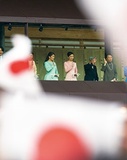 祝成年！一般参賀に佳子さま初出席と陛下、改憲への憂慮