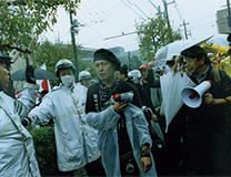 多文化都市・川崎の、路上の日常と闘いと祭り