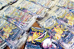 VTuberに名探偵コナン、ディズニーまで 投機バブル後も過熱する TCGブームの裏側