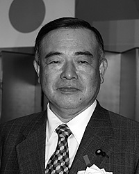 0901_cov_nikkyou_nakayama.jpg