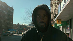 1812_03_Luke_Cage_250.jpg